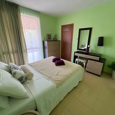 Appartement Sunny View Retreat At Sunny Cozy With Sunlit Balcony Sunny Beach